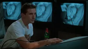 Backdrop to the movie "Sliver" #614361