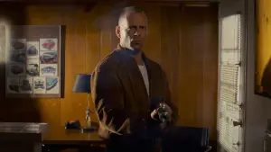 Backdrop to the movie "Pulp Fiction" #531516