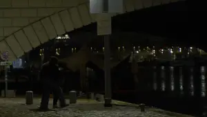 Backdrop to the movie "ALED" #553905