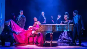 Backdrop to the movie "National Theatre Live: The Importance of Being Earnest" #679322