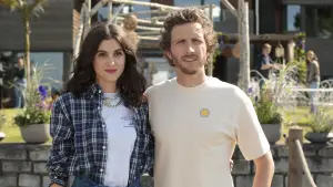 Backdrop to the movie "Not Without My Shrink" #611788