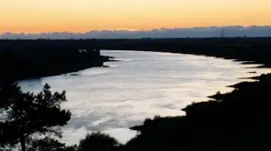 Backdrop to the movie "Chronos - Flow of Time" #629969