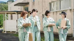 Backdrop to the movie "17, Unstoppable" #541785