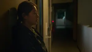 Backdrop to the movie "Aloners" #365142