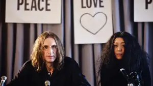 Backdrop to the movie "Lennon Naked" #745762