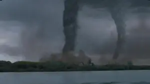 Backdrop to the movie "Atomic Twister" #634562