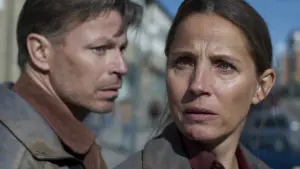 Backdrop to the movie "The Abyss" #369722