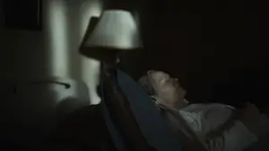 Backdrop to the movie "undertone" #762630