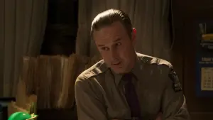 Backdrop to the movie "Mob Town" #730195