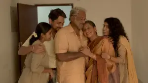 Backdrop to the movie "3BHK" #785124