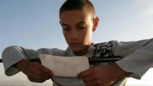 Backdrop to the movie "Khamsa" #708125