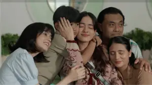 Backdrop to the movie "Sampai Titik Terakhirmu" #534331