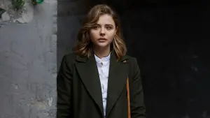 Backdrop to the movie "Greta" #321219