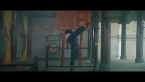 Backdrop to the movie "Dragon Lord" #440025