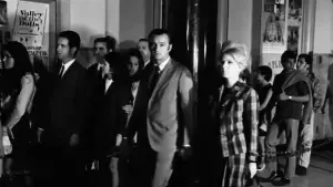 Backdrop to the movie "Entrevista com Fantasmas" #554332