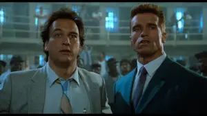 Backdrop to the movie "Red Heat" #810870