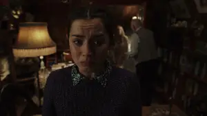 Backdrop to the movie "Knives Out" #561276