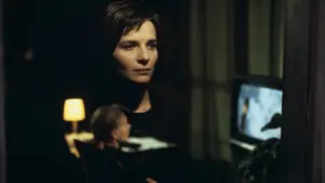 Backdrop to the movie "Three Colors: Blue" #202682