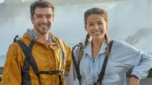 Backdrop to the movie "Falling in Love in Niagara" #434696