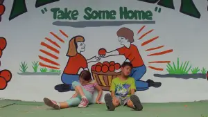 Backdrop to the movie "The Florida Project" #917409