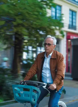 Poster to the movie "Hugo" #658434