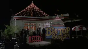 Backdrop to the movie "Killer Klowns from Outer Space" #878399
