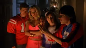 Backdrop to the movie "Monster Night" #685241