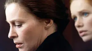 Backdrop to the movie "Cries and Whispers" #751941