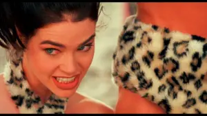 Backdrop to the movie "Nowhere" #685859