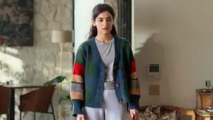 Backdrop to the movie "Accused" #536475