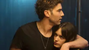 Backdrop to the movie "Treat Me Like Fire" #714095