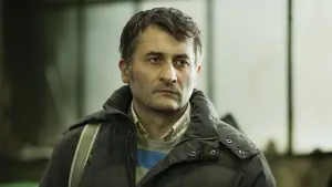 Backdrop to the movie "Aurora" #698016