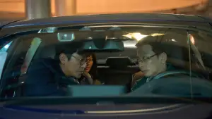 Backdrop to the movie "Lobby" #535118