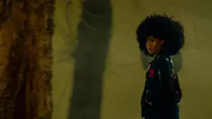 Backdrop to the movie "Jade" #673002