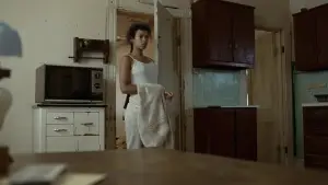 Backdrop to the movie "Bones and All" #811232