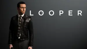 Backdrop to the movie "Looper" #696817