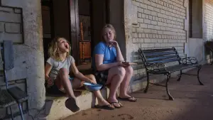 Backdrop to the movie "Don