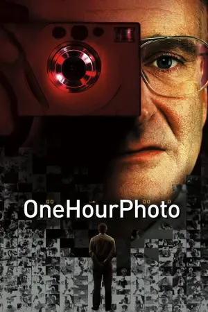 Poster to the movie "One Hour Photo" #688445