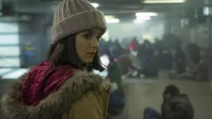 Backdrop to the movie "Warning" #392259