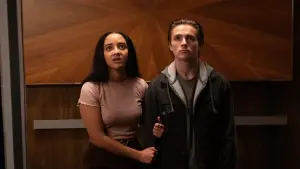 Backdrop to the movie "Elevator Game" #444342