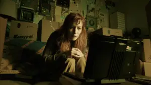 Backdrop to the movie "Sender" #768296