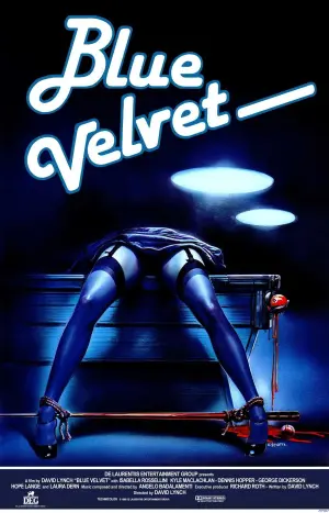 Poster to the movie "Blue Velvet" #204329