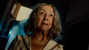 Backdrop to the movie "The Creeping" #320121