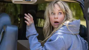 Backdrop to the movie "Outbreak" #531172