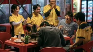 Backdrop to the movie "Upstream" #630143