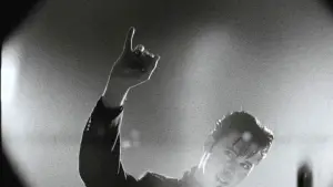 Backdrop to the movie "Elvis" #635679