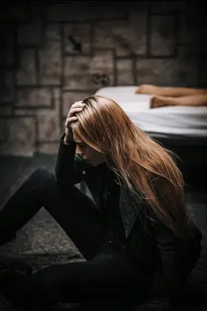 Poster to the movie "Wrongful Death" #790441