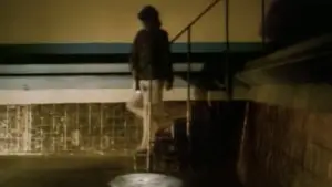 Backdrop to the movie "Souvenir" #715368