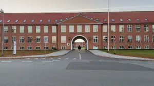 Backdrop to the movie "Fifth Mission" #776006