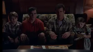 Backdrop to the movie "Signs" #670328